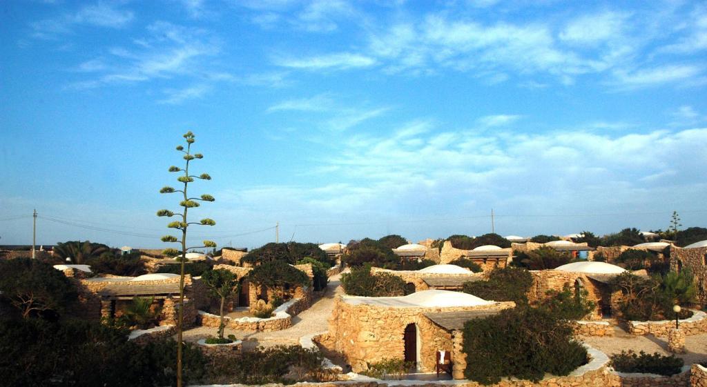 I Dammusi Di Borgo Cala Creta Hotel LMP Exterior foto