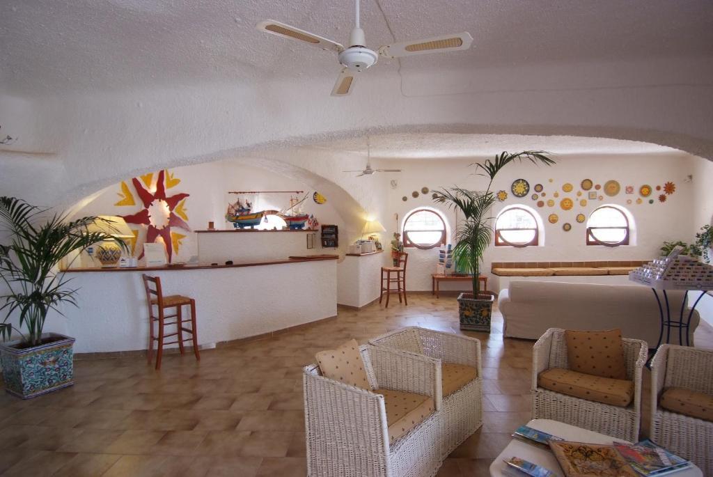 I Dammusi Di Borgo Cala Creta Hotel LMP Exterior foto